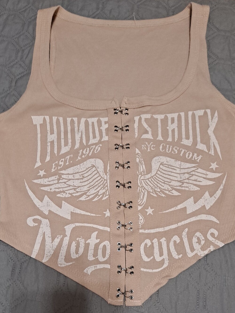 Thunderstruck Beige Graphic Lace-Up Tank Top - Women Sz L